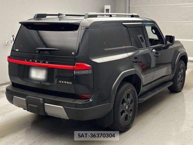 Lexus GX 2025-08 8856057-15