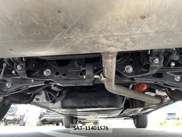 Toyota HARRIER HYBRID 2023-05 8854429-18