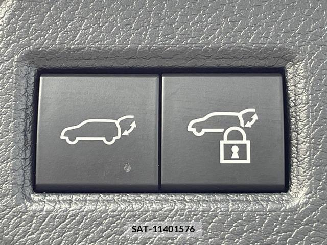 Toyota HARRIER HYBRID 2023-05 8854429-6