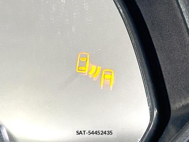 Toyota HARRIER HYBRID 2024-02 8854815-4