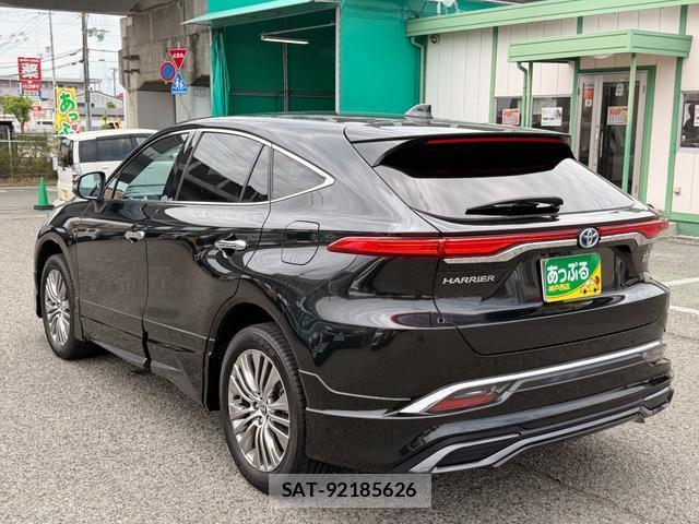 Toyota HARRIER HYBRID 2023-09 8855223-8