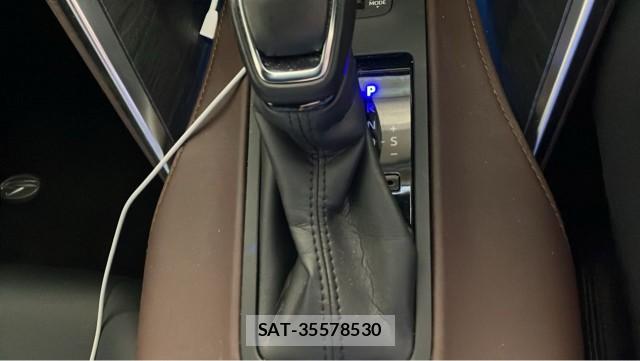 Toyota HARRIER HYBRID 2024-10 8855388-14