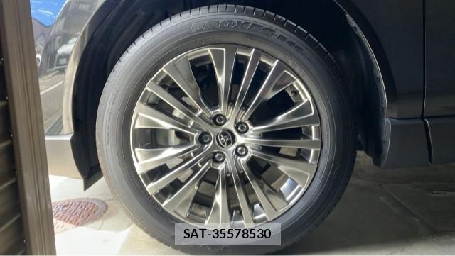 Toyota HARRIER HYBRID 2024-10 8855388-8