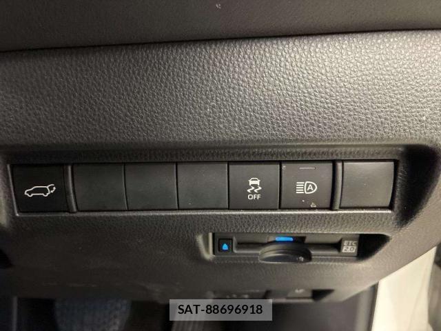 Toyota HARRIER HYBRID 2021-12 8855793-5
