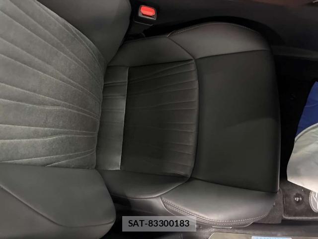Toyota HARRIER HYBRID 2022-03 8855807-4