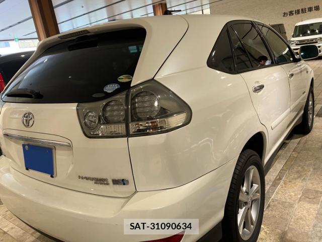 Toyota HARRIER HYBRID 2007-10 8855863-4