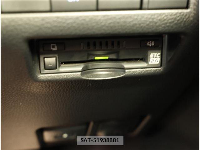 Toyota HARRIER 2022-08 8853935-4
