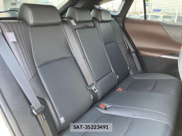 Toyota HARRIER 2024-07 8854090-4