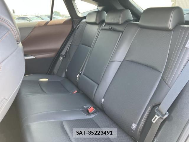 Toyota HARRIER 2024-07 8854090-6