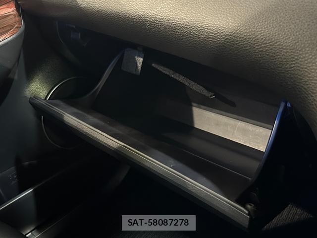 Toyota HARRIER 2015-04 8855115-12