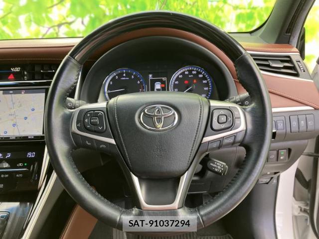 Toyota HARRIER 2017-11 8855248-14