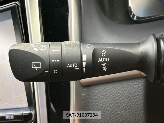 Toyota HARRIER 2017-11 8855248-16