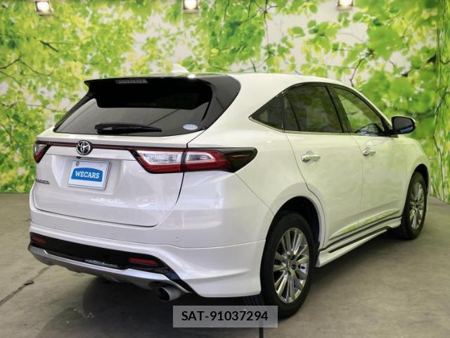 Toyota HARRIER 2017-11 8855248-2