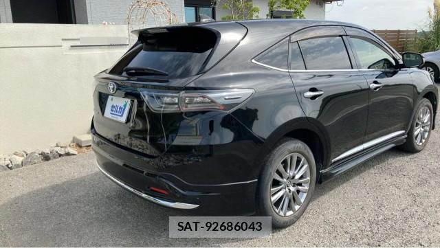 Toyota HARRIER 2016-12 8855407-12