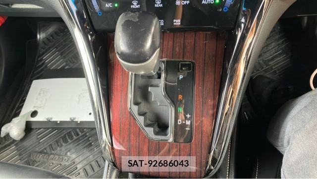 Toyota HARRIER 2016-12 8855407-14