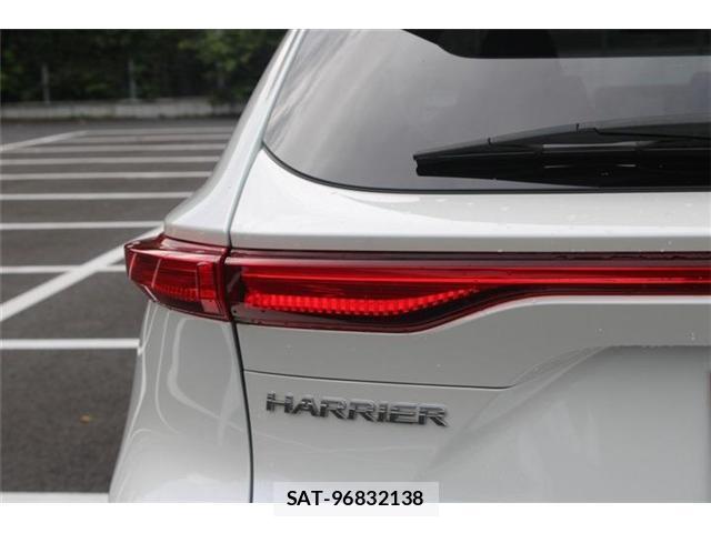 Toyota HARRIER 2020-06 8855621-10