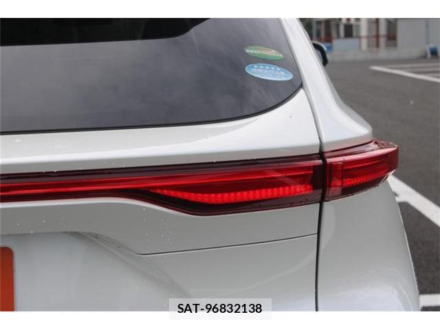 Toyota HARRIER 2020-06 8855621-11