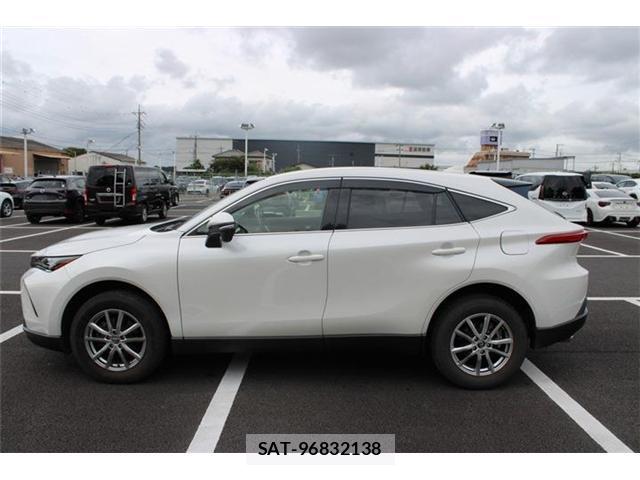 Toyota HARRIER 2020-06 8855621-13