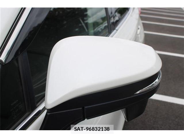 Toyota HARRIER 2020-06 8855621-17