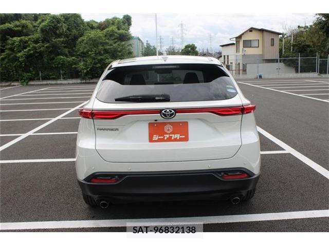 Toyota HARRIER 2020-06 8855621-9