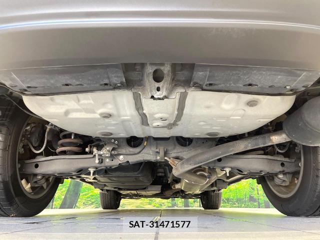 Toyota HARRIER 2018-02 8855961-17
