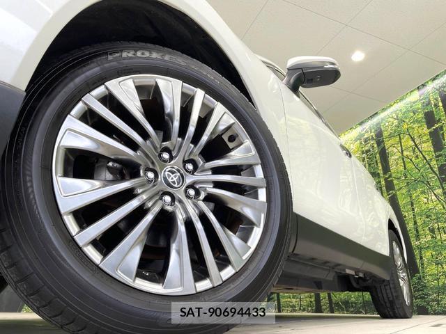 Toyota HARRIER 2021-02 8856210-11