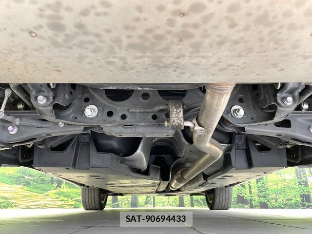 Toyota HARRIER 2021-02 8856210-18