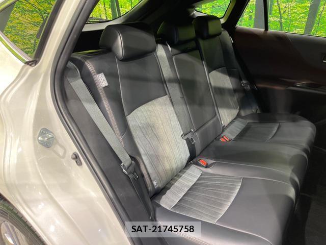 Toyota HARRIER 2021-02 8856593-8