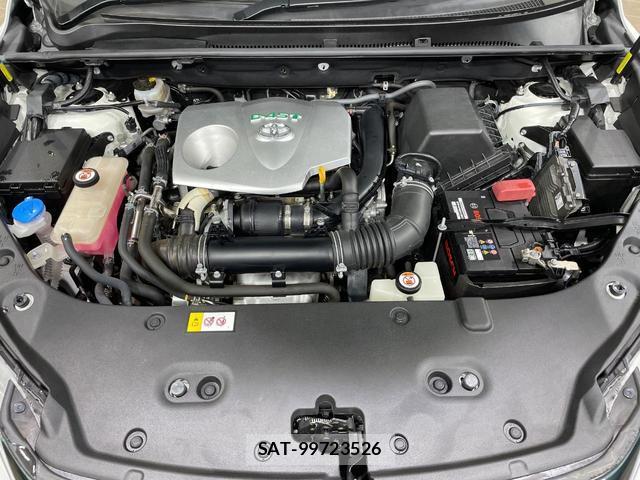 Toyota HARRIER 2017-07 8856753-17