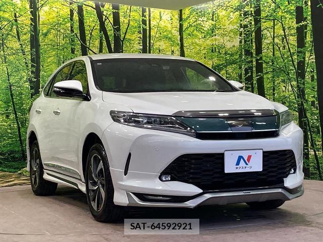 Toyota HARRIER 2017-06 8856768-14