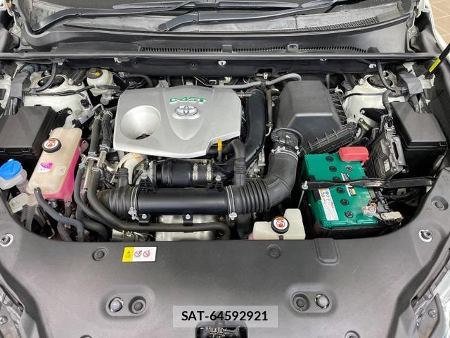 Toyota HARRIER 2017-06 8856768-16
