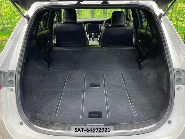 Toyota HARRIER 2017-06 8856768-8