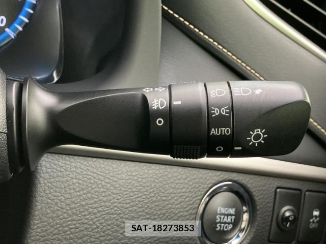 Toyota HARRIER 2016-04 8856885-16