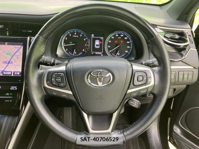 Toyota HARRIER 2017-09 8856948-14