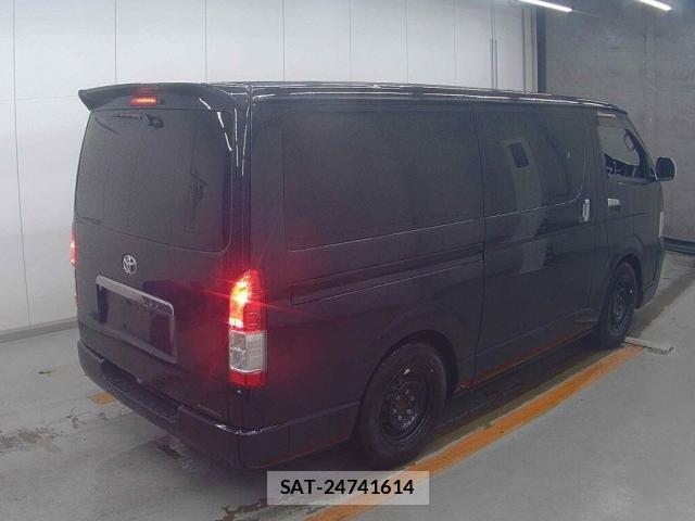Toyota HIACE VAN 2017-05 8854028-1