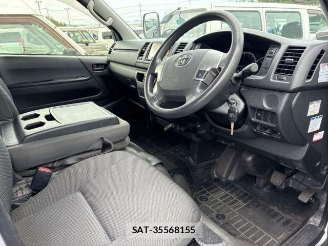Toyota HIACE VAN 2019-09 8854035-3