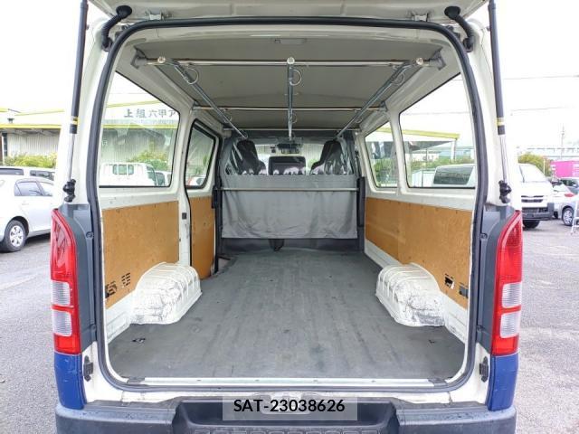 Toyota HIACE VAN 2021-09 8854175-5