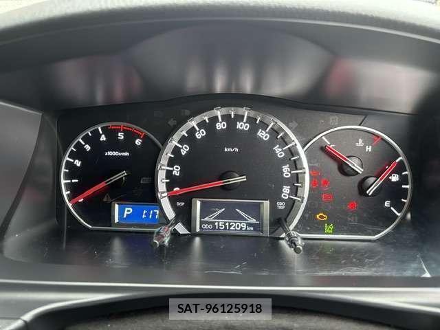 Toyota HIACE VAN 2018-04 8854261-17