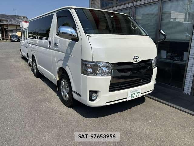 Toyota HIACE VAN 2018-06 8854263-0