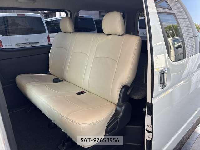 Toyota HIACE VAN 2018-06 8854263-10