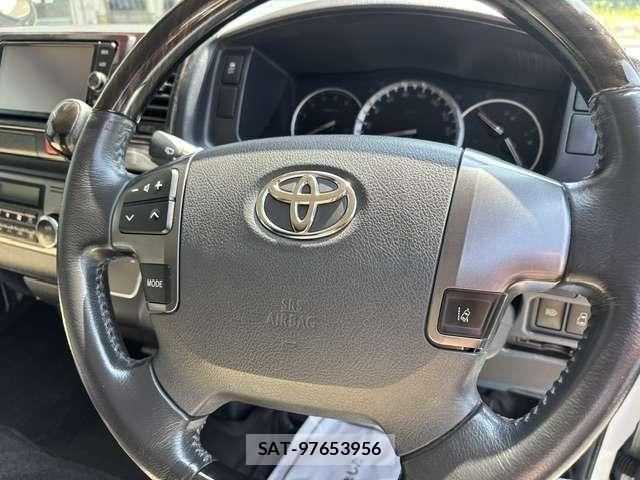 Toyota HIACE VAN 2018-06 8854263-13