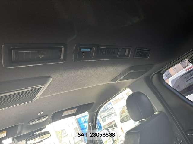 Toyota HIACE VAN 2020-06 8854264-13