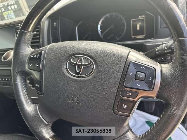 Toyota HIACE VAN 2020-06 8854264-17