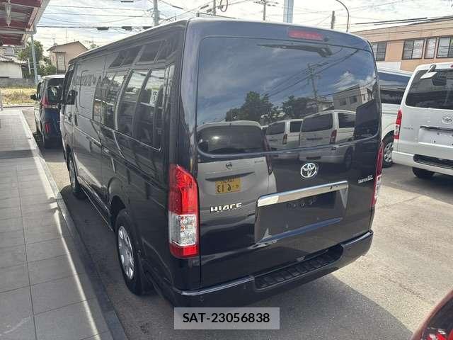 Toyota HIACE VAN 2020-06 8854264-3