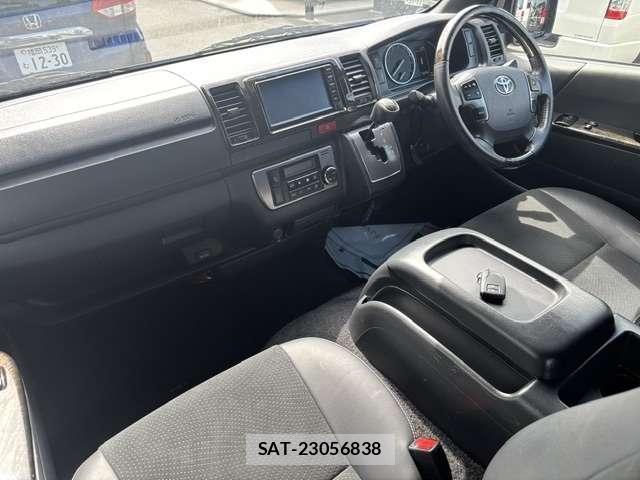 Toyota HIACE VAN 2020-06 8854264-4