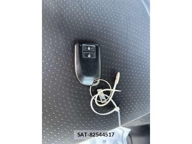 Toyota HIACE VAN 2019-05 8854266-10