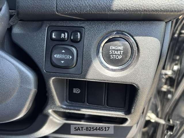 Toyota HIACE VAN 2019-05 8854266-11