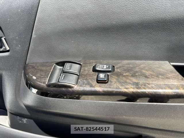 Toyota HIACE VAN 2019-05 8854266-16