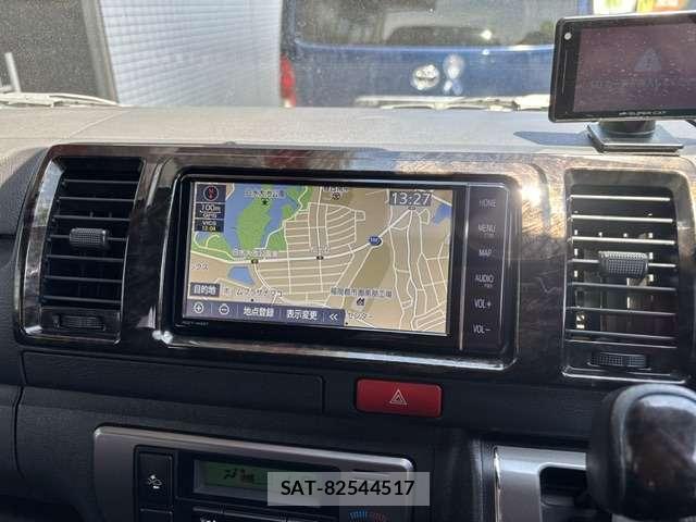 Toyota HIACE VAN 2019-05 8854266-9