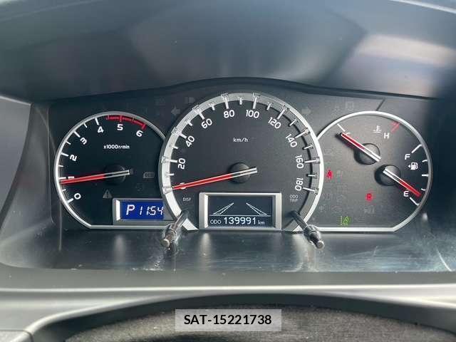 Toyota HIACE VAN 2020-04 8854267-13